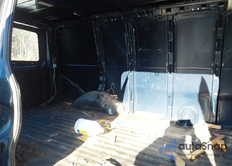 2005 Chevrolet Express z USA, uszkodzony, nr VIN 1GCGG25V451203999